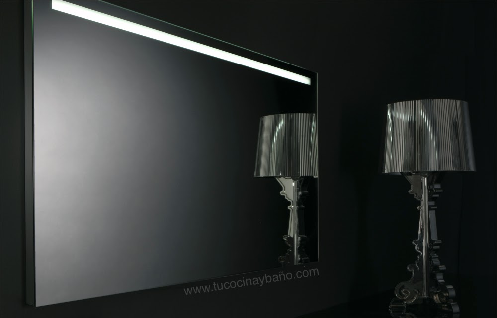 Light & Mirror, espejos con luz fluorescente incorporada ...